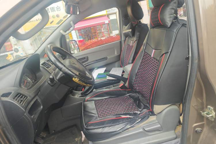 Used Wuling Zhengcheng 2015 1.5L Comfort L3C Left Front Seat