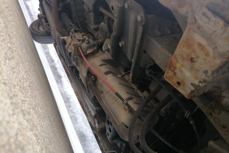 Used Wuling Zhengcheng 2015 1.5L Comfort L3C Chassis Front Right