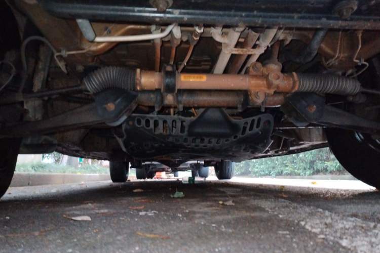 Used Wuling Zhengcheng 2015 1.5L Comfort L3C Chassis Front