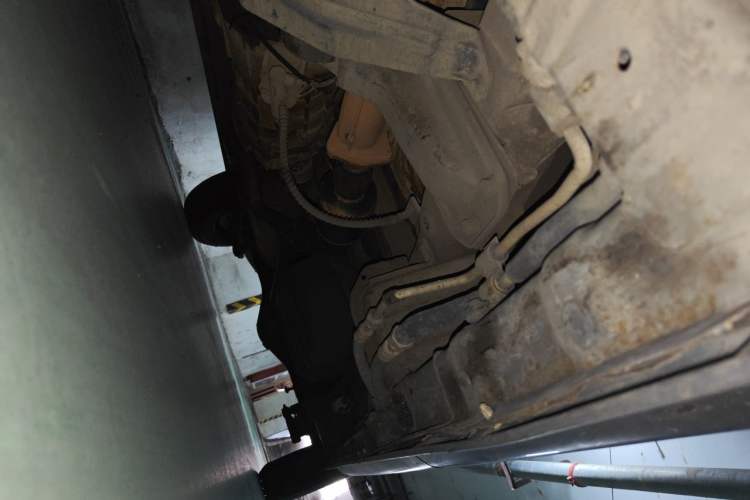 Used Wuling Zhengcheng 2015 1.5L Comfort L3C Chassis Front Left