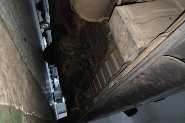 Used Wuling Zhengcheng 2015 1.5L Comfort L3C Chassis Rear Right