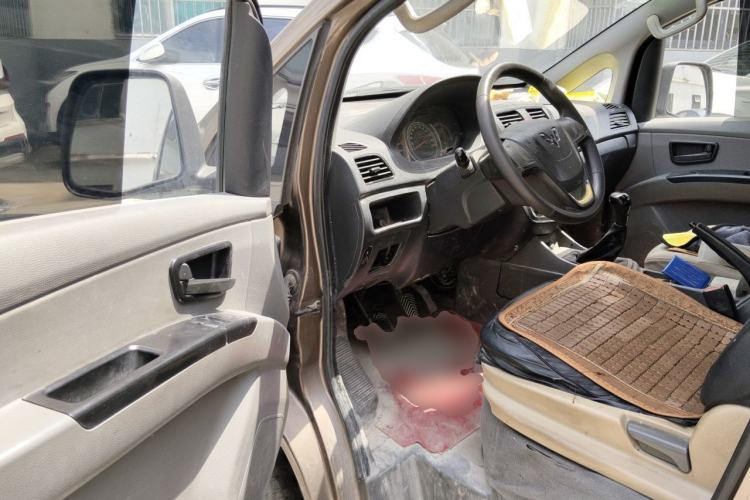 Used Wuling Zhengcheng 2015 1.8L Comfort Model LJ479QE2 Driver Seat
