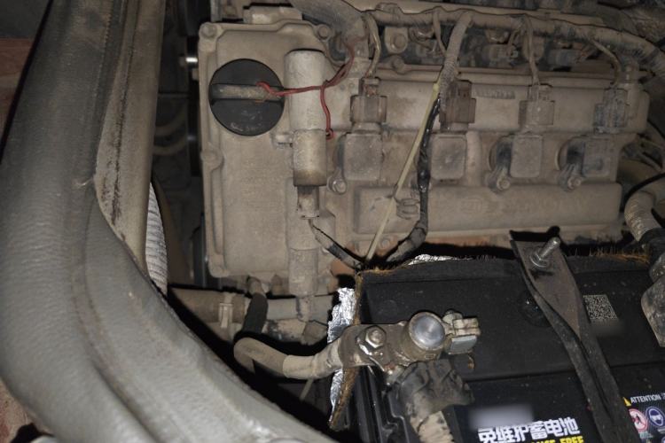 Used Wuling Zhengcheng 2015 1.5L Comfort L3C Engine Bay Right
