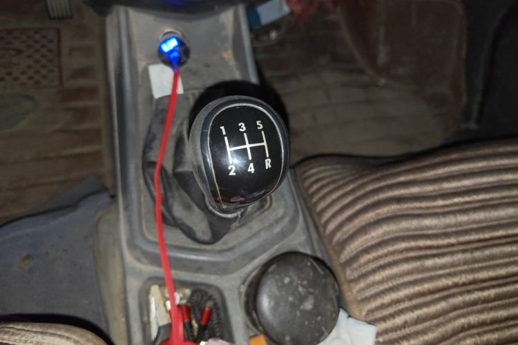 Used Wuling Zhengcheng 2015 1.5L Comfort L3C Gear Lever