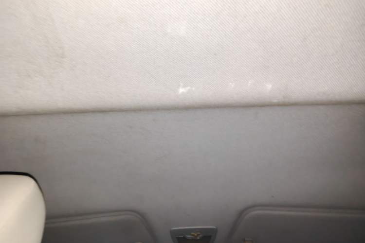 Used Wuling Zhengcheng 2015 1.5L Comfort L3C Headliner