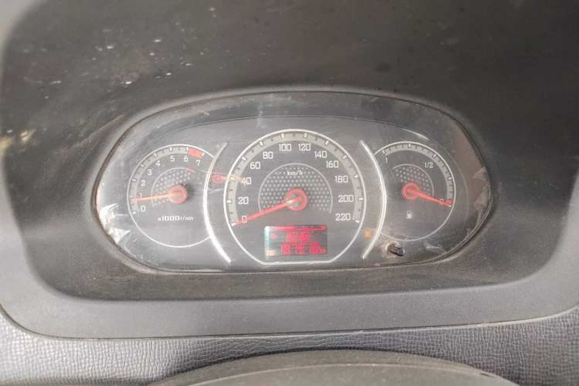 Used Wuling Zhengcheng 2015 1.8L Comfort Model LJ479QE2 Instrument Cluster