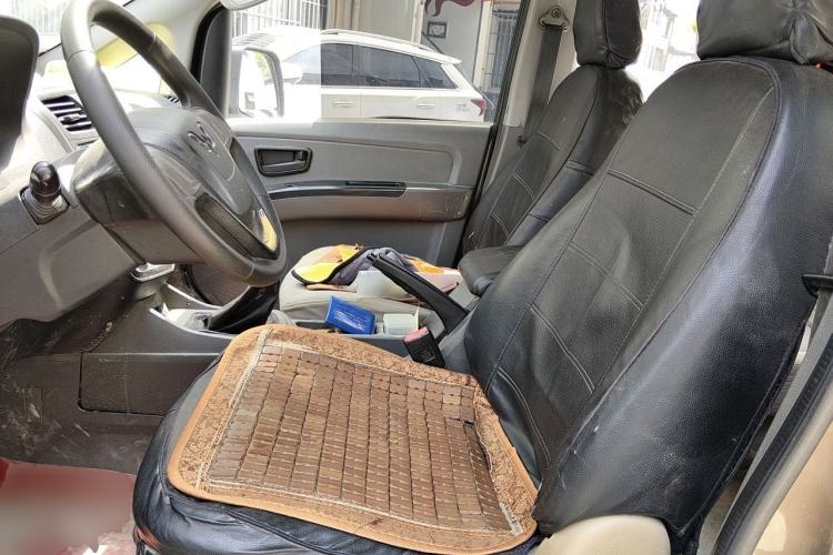 Used Wuling Zhengcheng 2015 1.8L Comfort Model LJ479QE2 Left Front Seat