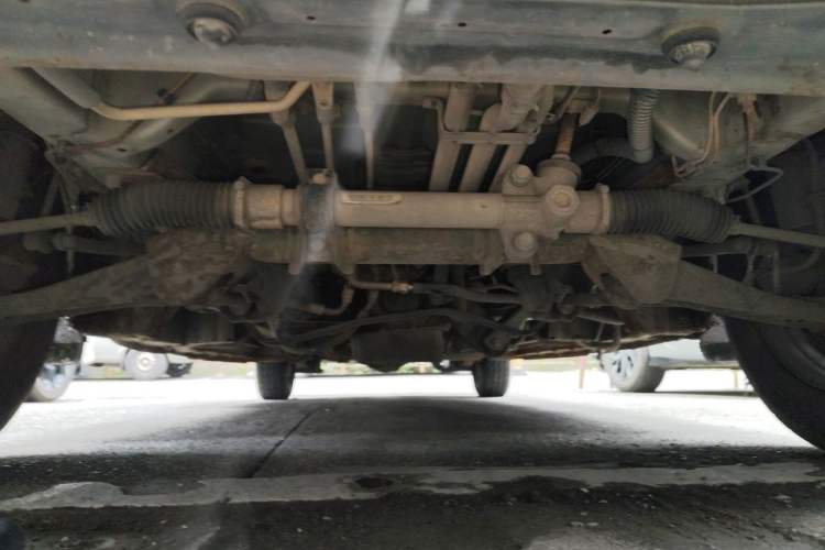 Used Wuling Zhengcheng 2015 1.8L Comfort Model LJ479QE2 Chassis Front
