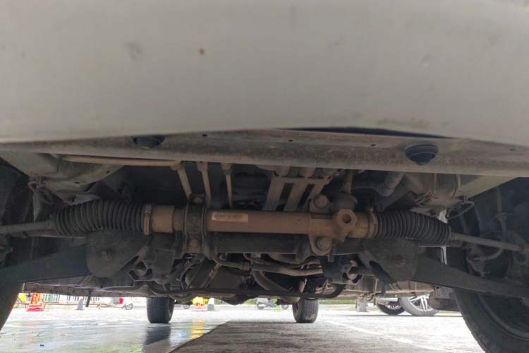 Used Wuling Zhengcheng 2015 1.5L Comfort L3C Chassis Front