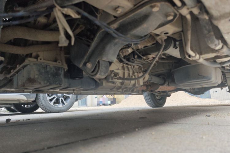 Used Wuling Zhengcheng 2015 1.8L Comfort Model LJ479QE2 Chassis Front Left
