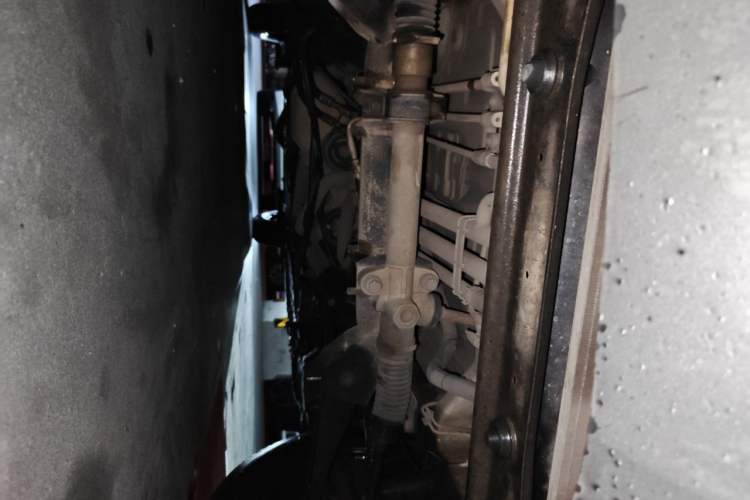 Used Wuling Zhengcheng 2015 1.5L Comfort L3C Chassis Front