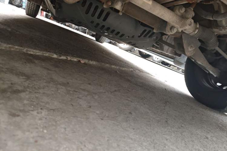 Used Wuling Zhengcheng 2015 1.5L Comfort L3C Chassis Front