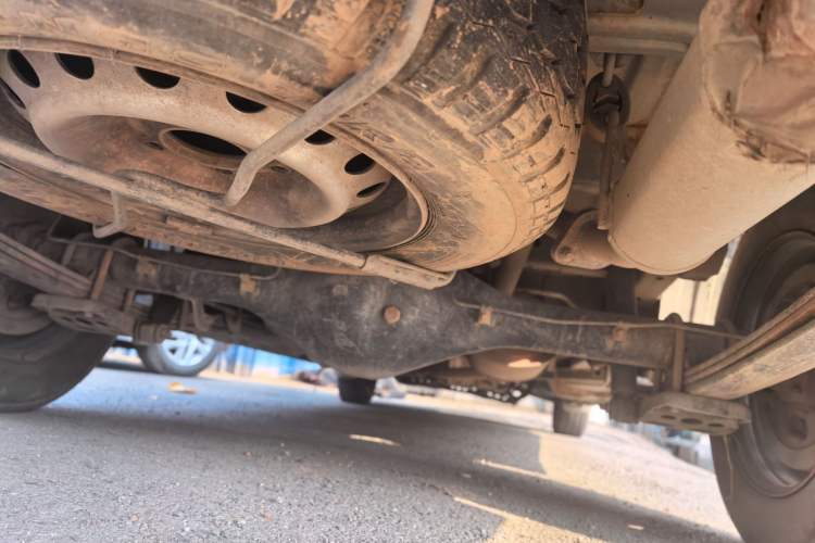 Used Wuling Zhengcheng 2015 1.5L Comfort L3C Chassis Rear