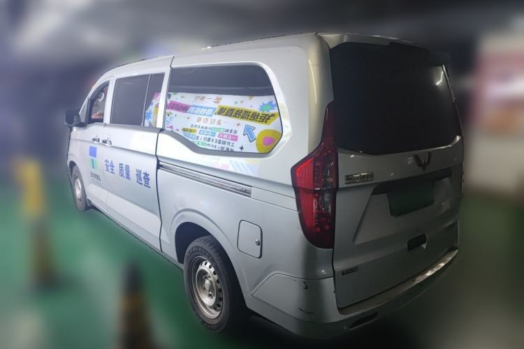 Used Wuling Zhengcheng 2015 1.5L Comfort L3C Exterior 3