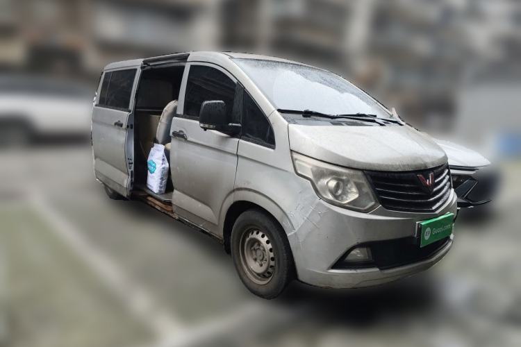 Used Wuling Zhengcheng 2015 1.8L Comfort Model LJ479QE2 Front Right 45 Deg