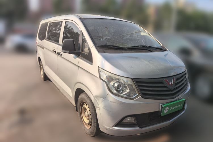 Used Wuling Zhengcheng 2015 1.5L Comfort L3C Front Right 45 Deg