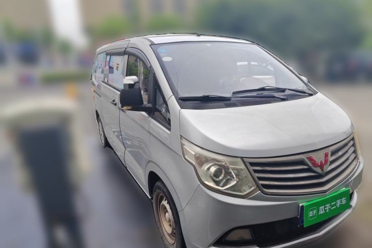 Used Wuling Zhengcheng 2015 1.5L Comfort L3C Front Right 45 Deg
