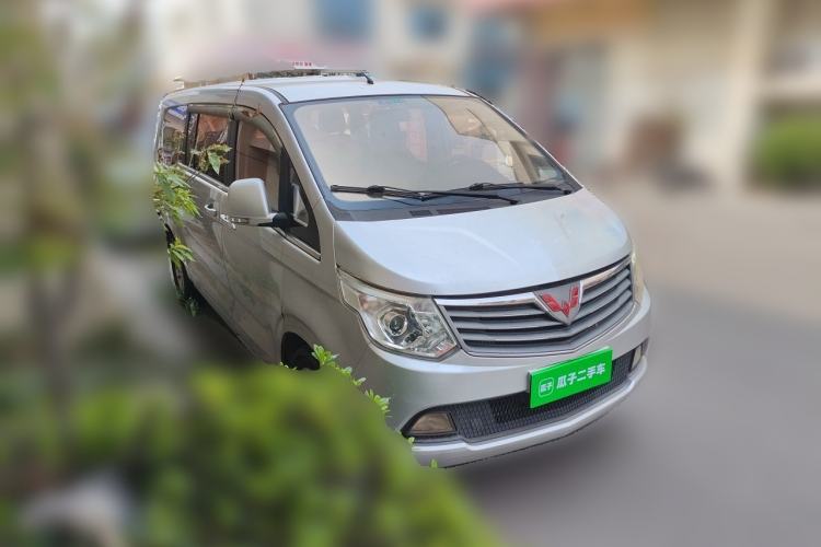 Used Wuling Zhengcheng 2015 1.8L Luxury Model LJ479QE2 Front Right 45 Deg