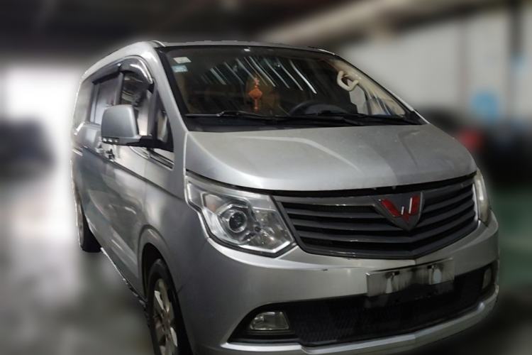 Used Wuling Zhengcheng 2015 1.8L Luxury Model LJ479QE2 Front Right 45 Deg