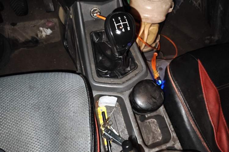 Used Wuling Zhengcheng 2015 1.5L Comfort L3C Gear Lever