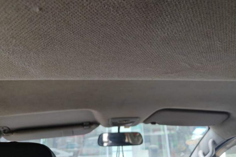 Used Wuling Zhengcheng 2015 1.5L Comfort L3C Headliner