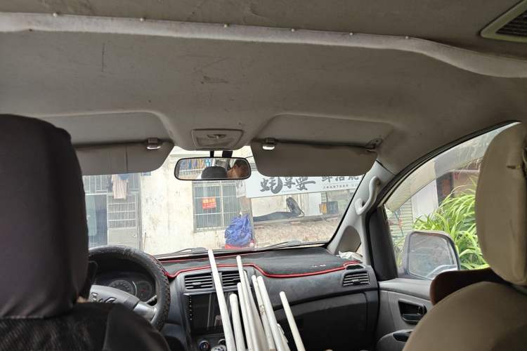 Used Wuling Zhengcheng 2015 1.8L Comfort Model LJ479QE2 Headliner