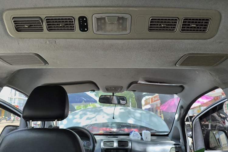 Used Wuling Zhengcheng 2015 1.5L Comfort L3C Headliner