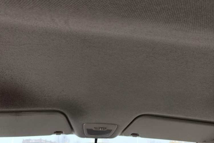 Used Wuling Zhengcheng 2015 1.8L Luxury Model LJ479QE2 Headliner