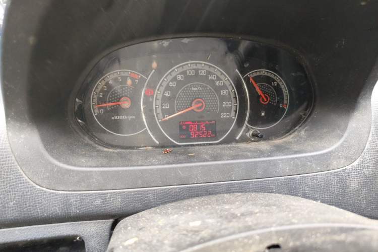 Used Wuling Zhengcheng 2015 1.8L Comfort Model LJ479QE2 Instrument Cluster