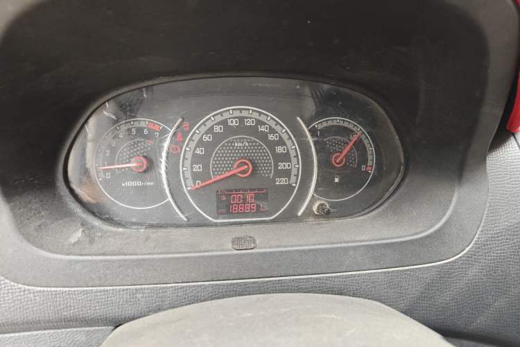 Used Wuling Zhengcheng 2015 1.8L Comfort Model LJ479QE2 Instrument Cluster