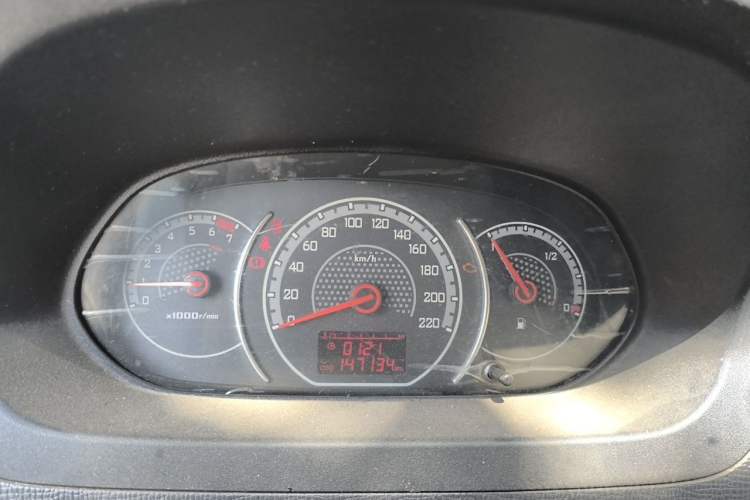 Used Wuling Zhengcheng 2015 1.5L Comfort L3C Instrument Cluster
