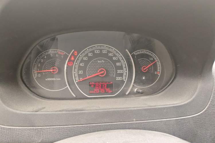 Used Wuling Zhengcheng 2015 1.5L Comfort L3C Instrument Cluster