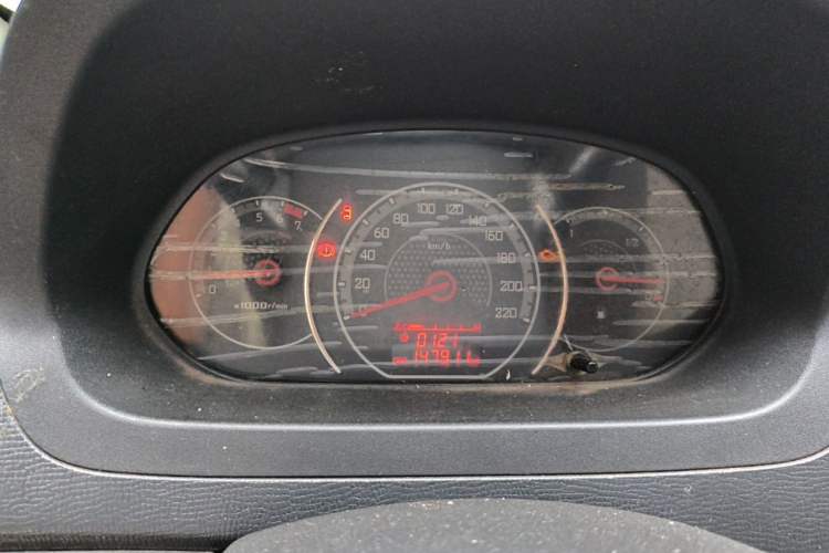 Used Wuling Zhengcheng 2015 1.5L Comfort L3C Instrument Cluster