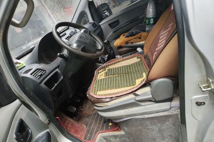 Used Wuling Zhengcheng 2015 1.8L Comfort Model LJ479QE2 Left Front Seat
