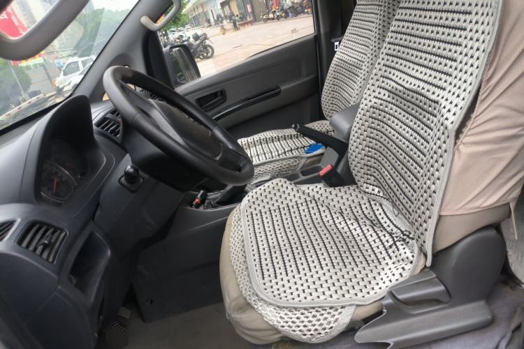 Used Wuling Zhengcheng 2015 1.8L Comfort Model LJ479QE2 Left Front Seat