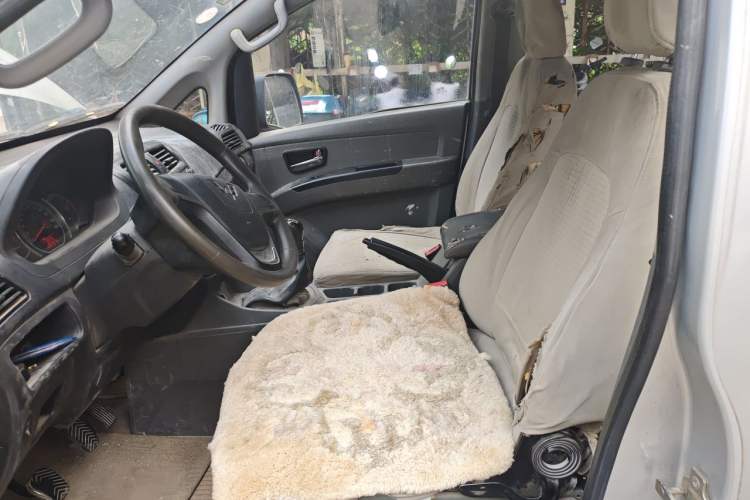 Used Wuling Zhengcheng 2015 1.5L Comfort L3C Left Front Seat
