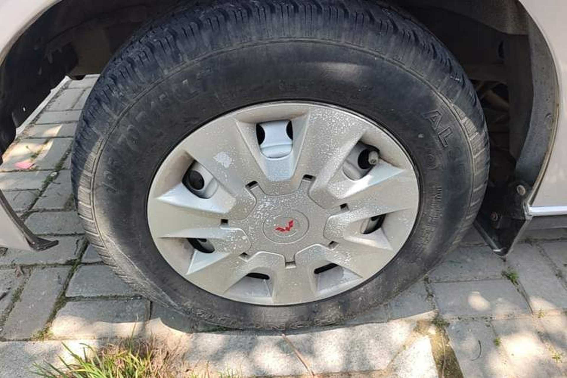 Used Wuling Zhengcheng 2015 1.5L Comfort L3C Left Front Wheel Hub