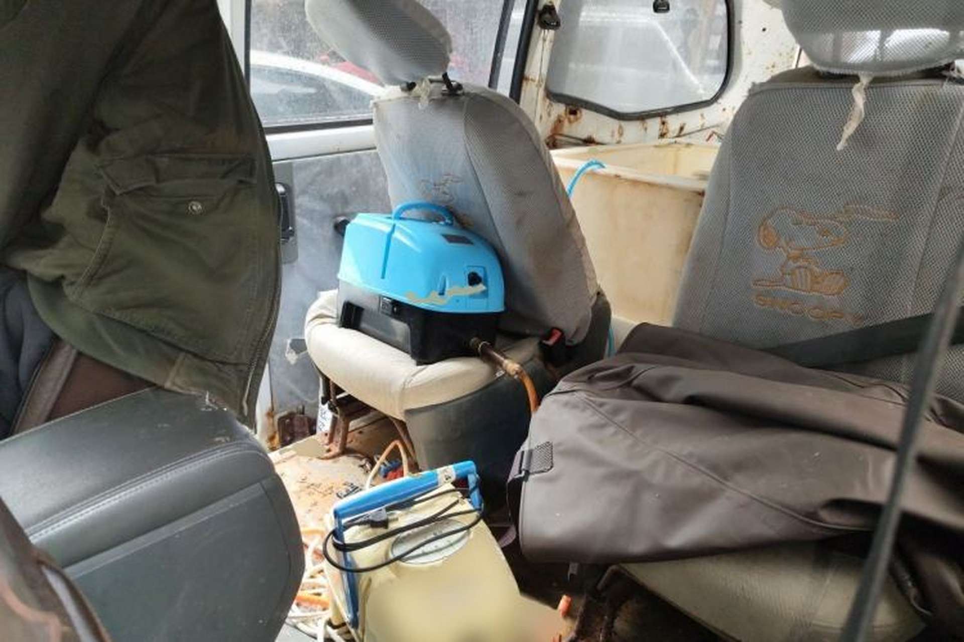 Used Wuling Zhengcheng 2015 1.8L Comfort Model LJ479QE2 Left Rear Seat