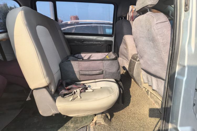 Used Wuling Zhengcheng 2015 1.5L Comfort L3C Left Rear Seat
