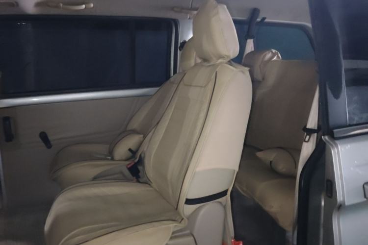 Used Wuling Zhengcheng 2015 1.8L Luxury Model LJ479QE2 Left Rear Seat