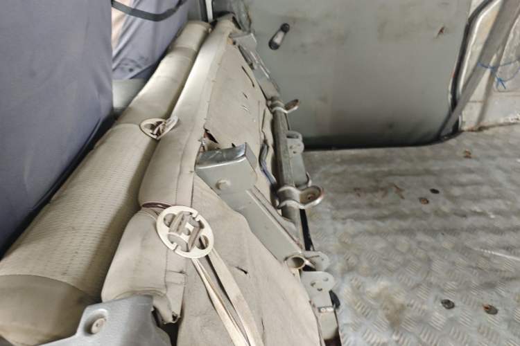 Used Wuling Zhengcheng 2015 1.5L Comfort L3C Left Rear Seat