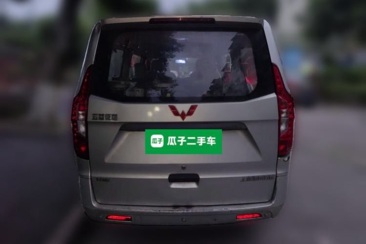 Used Wuling Zhengcheng 2015 1.8L Comfort Model LJ479QE2 Rear