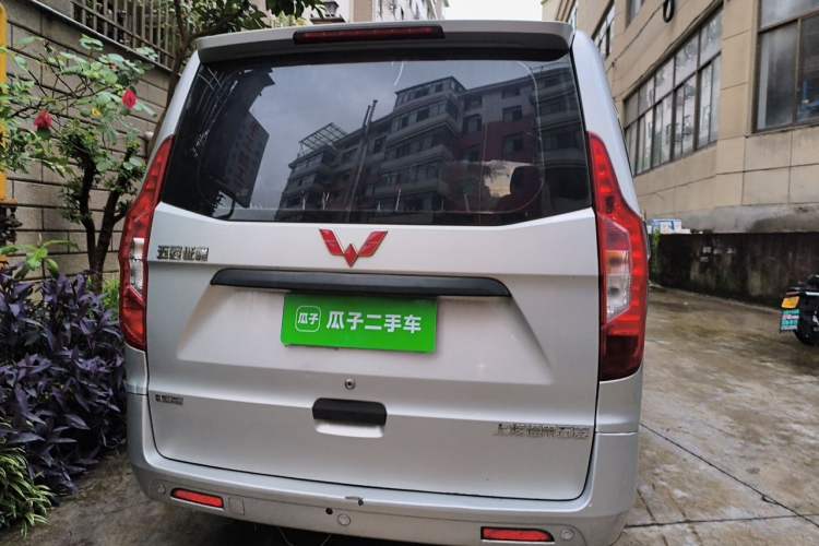 Used Wuling Zhengcheng 2015 1.5L Comfort L3C Rear