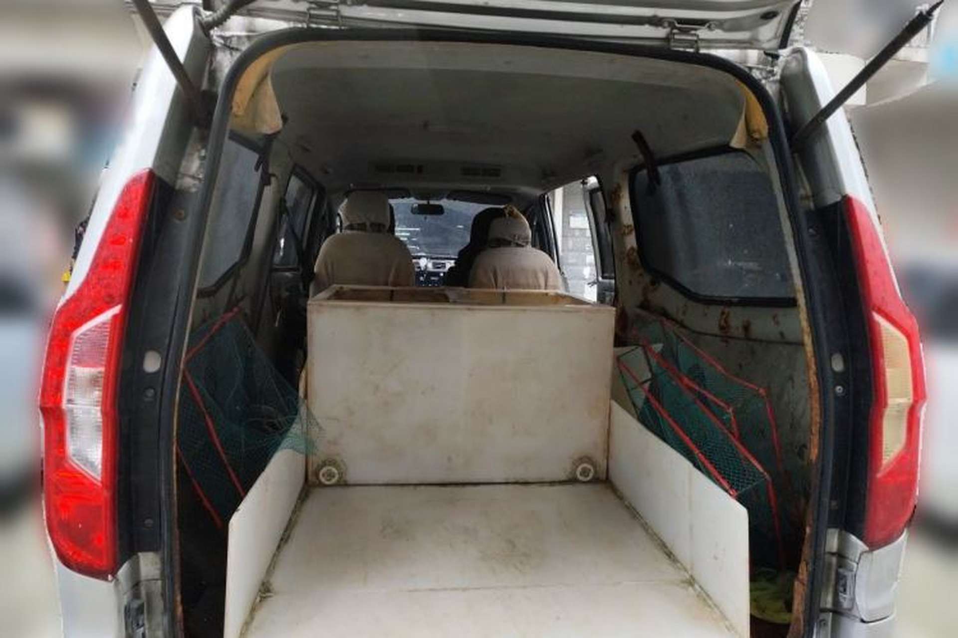 Used Wuling Zhengcheng 2015 1.8L Comfort Model LJ479QE2 Trunk