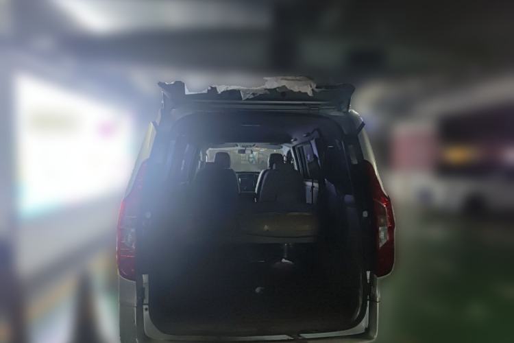 Used Wuling Zhengcheng 2015 1.5L Comfort L3C Trunk