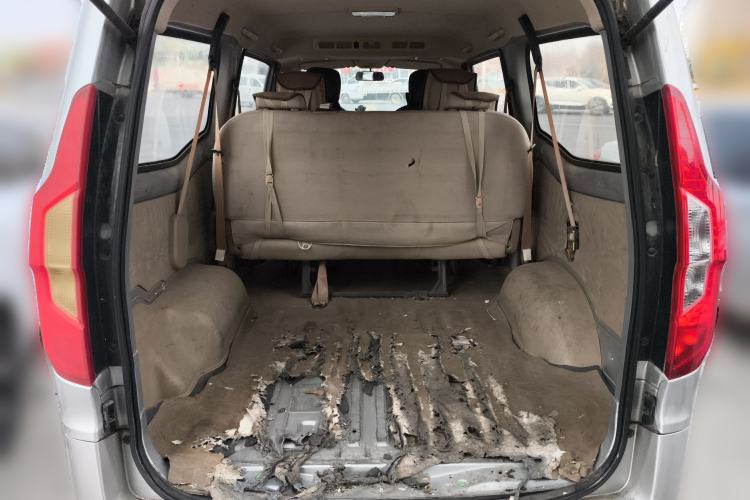 Used Wuling Zhengcheng 2015 1.8L Luxury Model LJ479QE2 Trunk