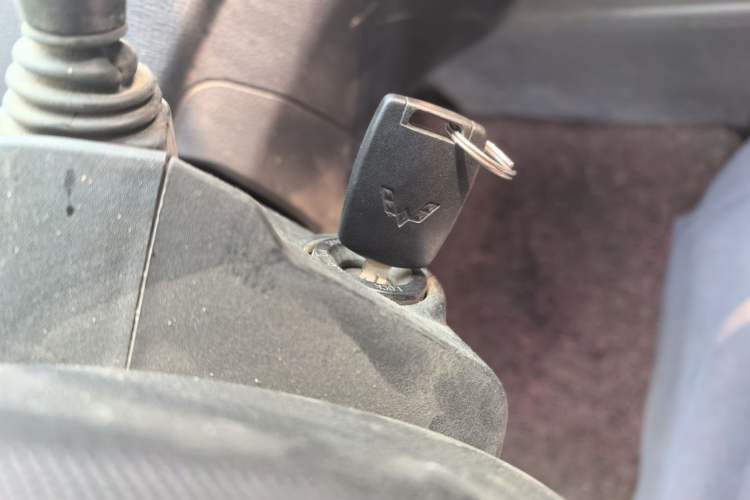 Used Wuling Zhengcheng 2015 1.5L Comfort L3C Vehicle Key