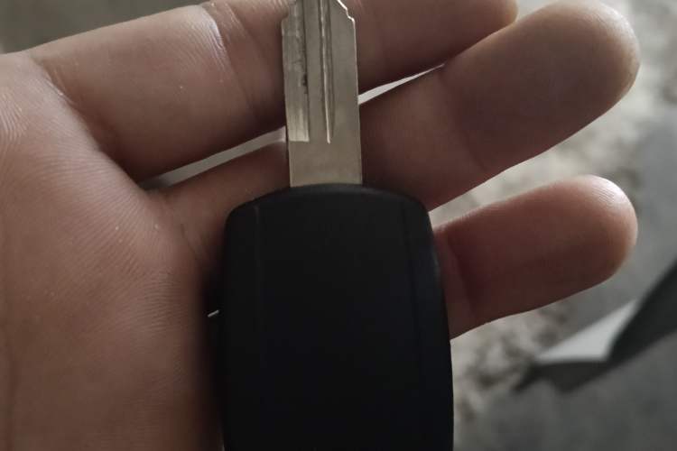 Used Wuling Zhengcheng 2015 1.8L Comfort Model LJ479QE2 Vehicle Key