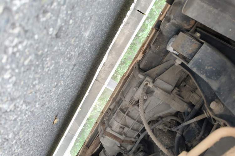 Used Wuling Zhengcheng 2015 1.8L Luxury Model LJ479QE2 Chassis Front Left