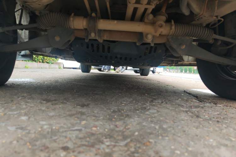 Used Wuling Zhengcheng 2015 1.5L Comfort L3C Chassis Front